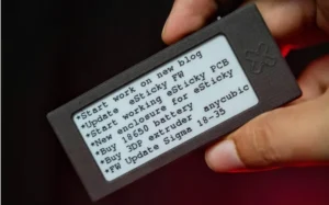 ESticky device showing reminder on e-paper screen