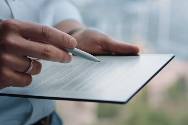 Best E Ink Tablets Under $500 For Students