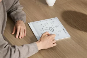 How to Choose the Best E Ink Tablet for Business Use